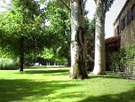 Imagen del jardín de Las Gacelas.